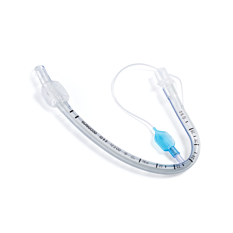 Vorgeformter Endotrachealtubus mit oraler Manschette